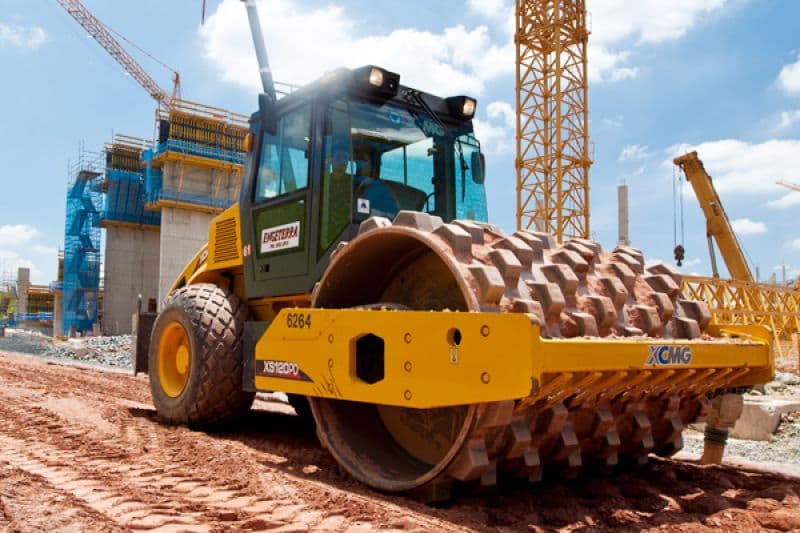 Corte e Aterro com Compactação